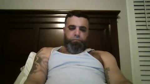 Snapshot of weezy210 chatting on 01-10-25, 12:38 Weezy online show from 01-10-25, 12:38