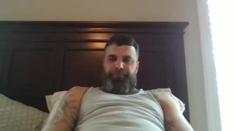 Snapshot of weezy210 chatting on 02-22-25, 05:35 Weezy online show from 02-22-25, 05:35