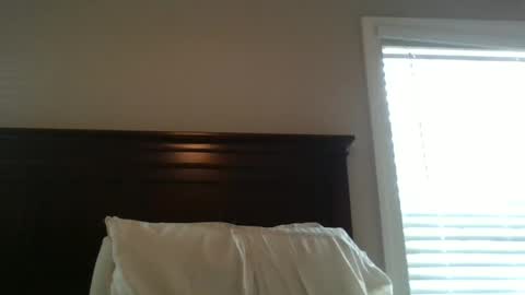 Snapshot of weezy210 chatting on 03-09-25, 08:31 Weezy online show from 03-09-25, 08:31