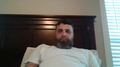 Snapshot of weezy210 chatting on 03-11-25, 11:04 Weezy online show from 03-11-25, 11:04