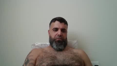 Snapshot of weezy210 chatting on 09-21-25, 01:46 Weezy online show from 09-21-25, 01:46