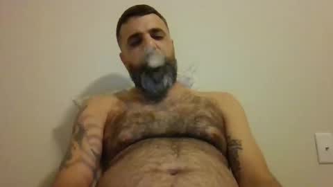 Snapshot of weezy210 chatting on 10-14-25, 01:17 Weezy online show from 10-14-25, 01:17