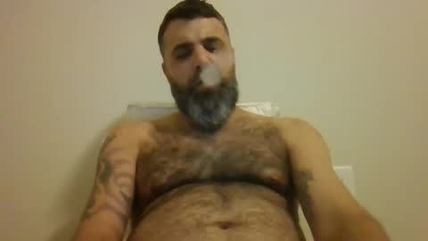 Snapshot of weezy210 chatting on 11-01-25, 01:29 Weezy online show from 11-01-25, 01:29