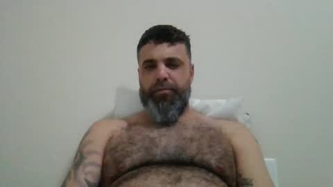 Snapshot of weezy210 chatting on 02-14-26, 01:24 Weezy online show from 02-14-26, 01:24