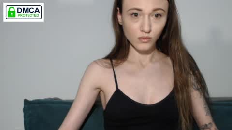 Milena online show from 05-15-26, 09:11