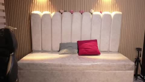 wendy_1_ online show from 05-11-26, 02:06