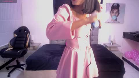 wendy_1_ online show from 05-15-26, 03:35