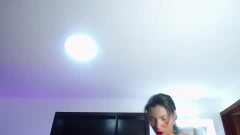 wendy_1_ online show from 06-25-26, 02:22
