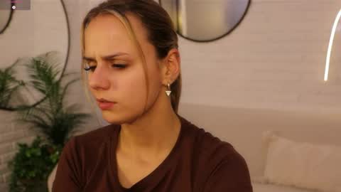 Im Wendy online show from 05-26-26, 09:00