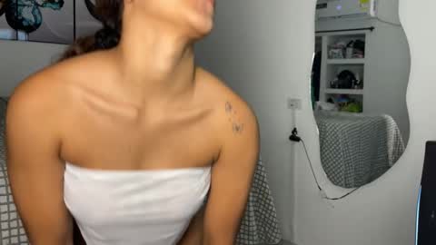 Wendy Alex online show from 10-28-25, 11:07