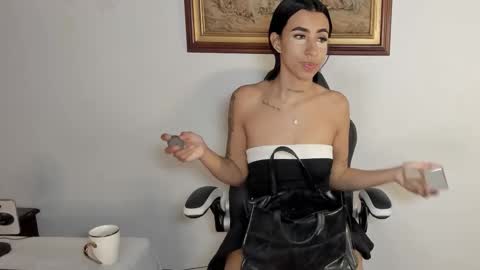 Wendy Marshall  online show from 02-07-26, 06:55