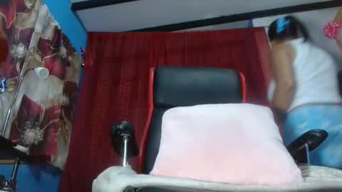 Wendy online show from 11-19-25, 10:48