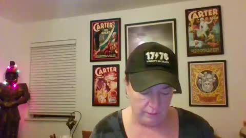 WendyCU online show from 12-04-25, 03:38