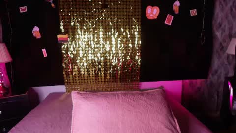 Snapshot of wensheng_ chatting on 09-20-25, 07:15 WEN SHENG online show from 09-20-25, 07:15