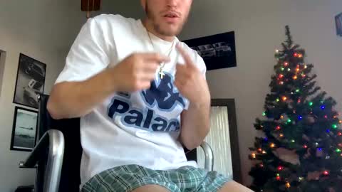 Snapshot of wentbrokeonstrippers chatting on 12-18-24, 09:18 Topjitt online show from 12-18-24, 09:18