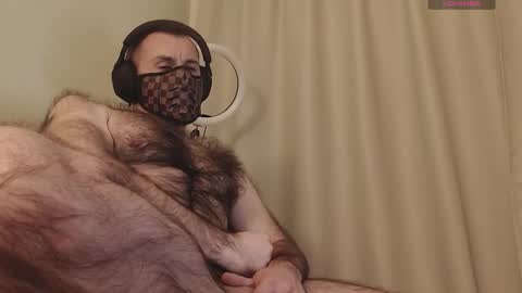 Snapshot of werewolf1988s chatting on 09-22-25, 03:19 werewolf1988s online show from 09-22-25, 03:19