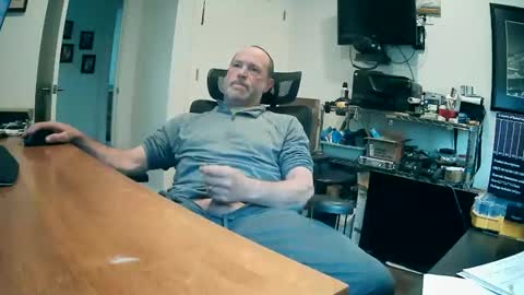 Snapshot of weseeyouwatching chatting on 04-02-26, 05:54 weseeyouwatching online show from 04-02-26, 05:54