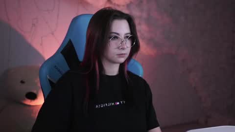 little girl who is always rightLisa online show from 12-13-24, 09:24