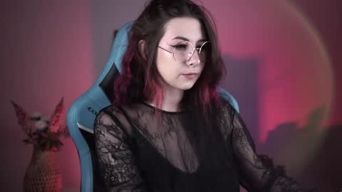 little girl who is always rightLisa online show from 01-20-25, 02:01