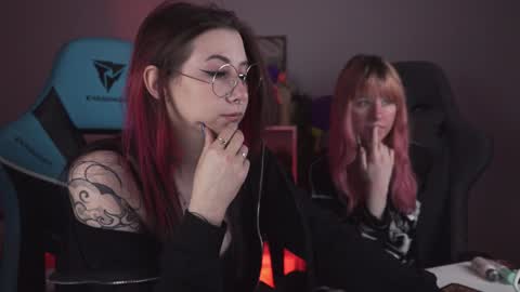 little girl who is always rightLisa online show from 02-06-25, 02:22