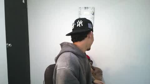 wesley_7 online show from 10-11-25, 03:06