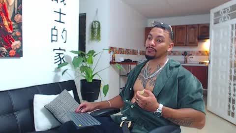 Snapshot of wesleyrogger chatting on 02-21-26, 11:50 Wesley Rogger online show from 02-21-26, 11:50