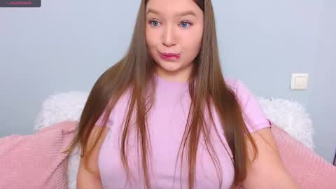 molly online show from 03-04-25, 08:38