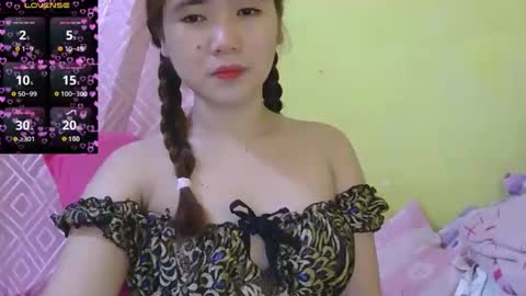 Snapshot of wet_hornypussy chatting on 11-25-25, 01:44 wet hornypussy online show from 11-25-25, 01:44