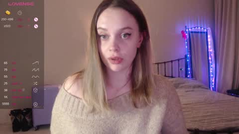 Lana online show from 02-11-25, 06:55