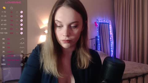 Lana online show from 02-15-25, 04:23