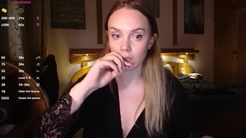 Lana online show from 12-01-25, 09:09