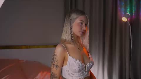Snapshot of wet_land_ chatting on 06-11-26, 04:05 wet_land_ online show from 06-11-26, 04:05