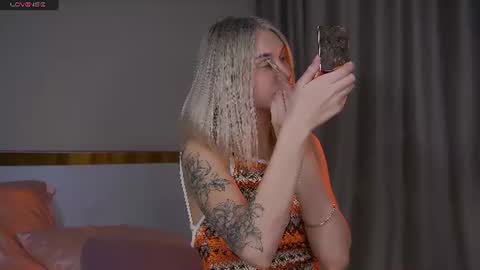 Snapshot of wet_land_ chatting on 06-17-26, 01:56 wet_land_ online show from 06-17-26, 01:56