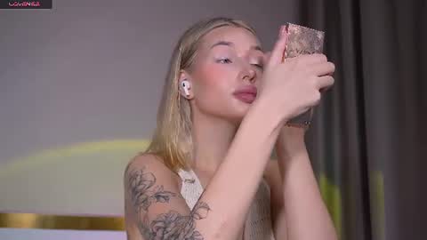 Snapshot of wet_land_ chatting on 06-21-26, 01:35 wet_land_ online show from 06-21-26, 01:35