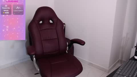 Diva online show from 12-24-24, 01:59