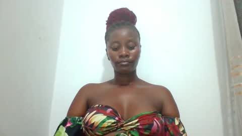 Snapshot of wet_pussieyy chatting on 04-15-26, 12:17 wet_pussieyy online show from 04-15-26, 12:17