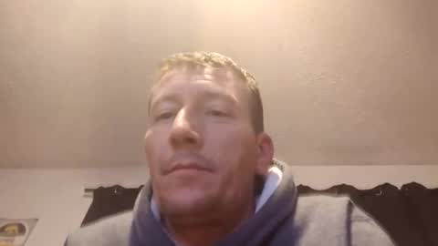 Snapshot of wetduck77777 chatting on 02-19-26, 08:21 wetduck77777 online show from 02-19-26, 08:21