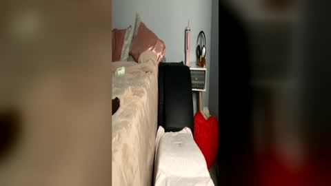 Latinosexplorers online show from 06-29-26, 10:15