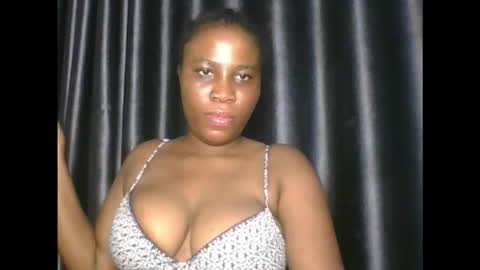 Snapshot of wetfatpussy_ chatting on 10-18-25, 07:14 wetfatpussy_ online show from 10-18-25, 07:14