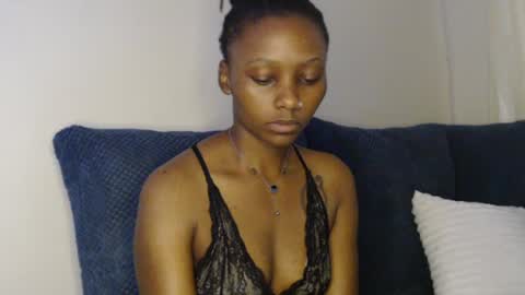 Snapshot of wetfreakym chatting on 08-07-26, 05:20 Bella online show from 08-07-26, 05:20