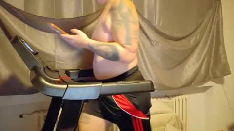 Wetgerman online show from 12-14-25, 02:33