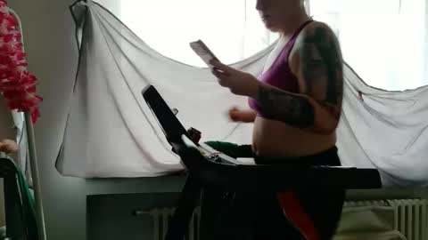Snapshot of wetgerman2 chatting on 04-18-26, 12:53 Wetgerman online show from 04-18-26, 12:53