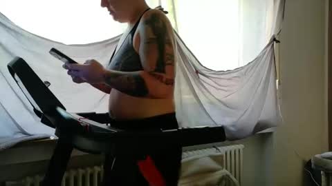 Snapshot of wetgerman2 chatting on 05-25-26, 11:49 Wetgerman online show from 05-25-26, 11:49