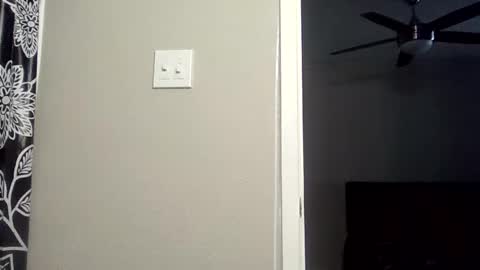 Kylie online show from 10-03-25, 04:37