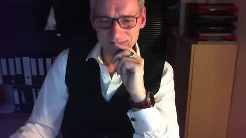 Franz online show from 12-26-24, 03:20