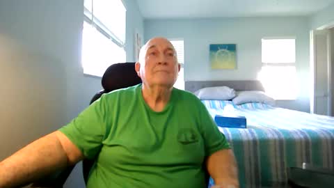 Snapshot of wfs2946 chatting on 11-04-25, 07:46 wfs2946 online show from 11-04-25, 07:46