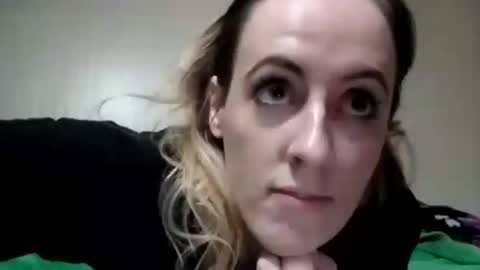 Whatsheralias online show from 02-09-26, 08:29