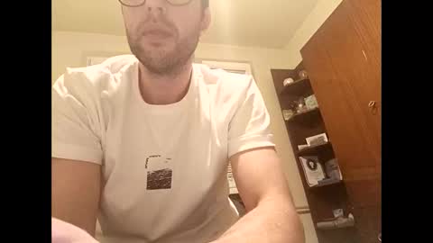 Snapshot of whatwouldyouliketosee chatting on 09-21-25, 03:30 stoffy online show from 09-21-25, 03:30