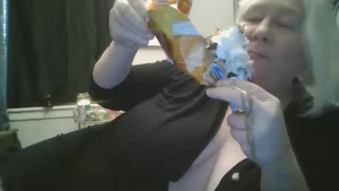 whipsnap19 online show from 03-22-26, 04:27