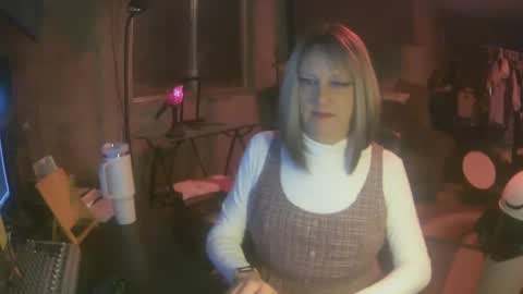 Whisper online show from 01-21-25, 05:38